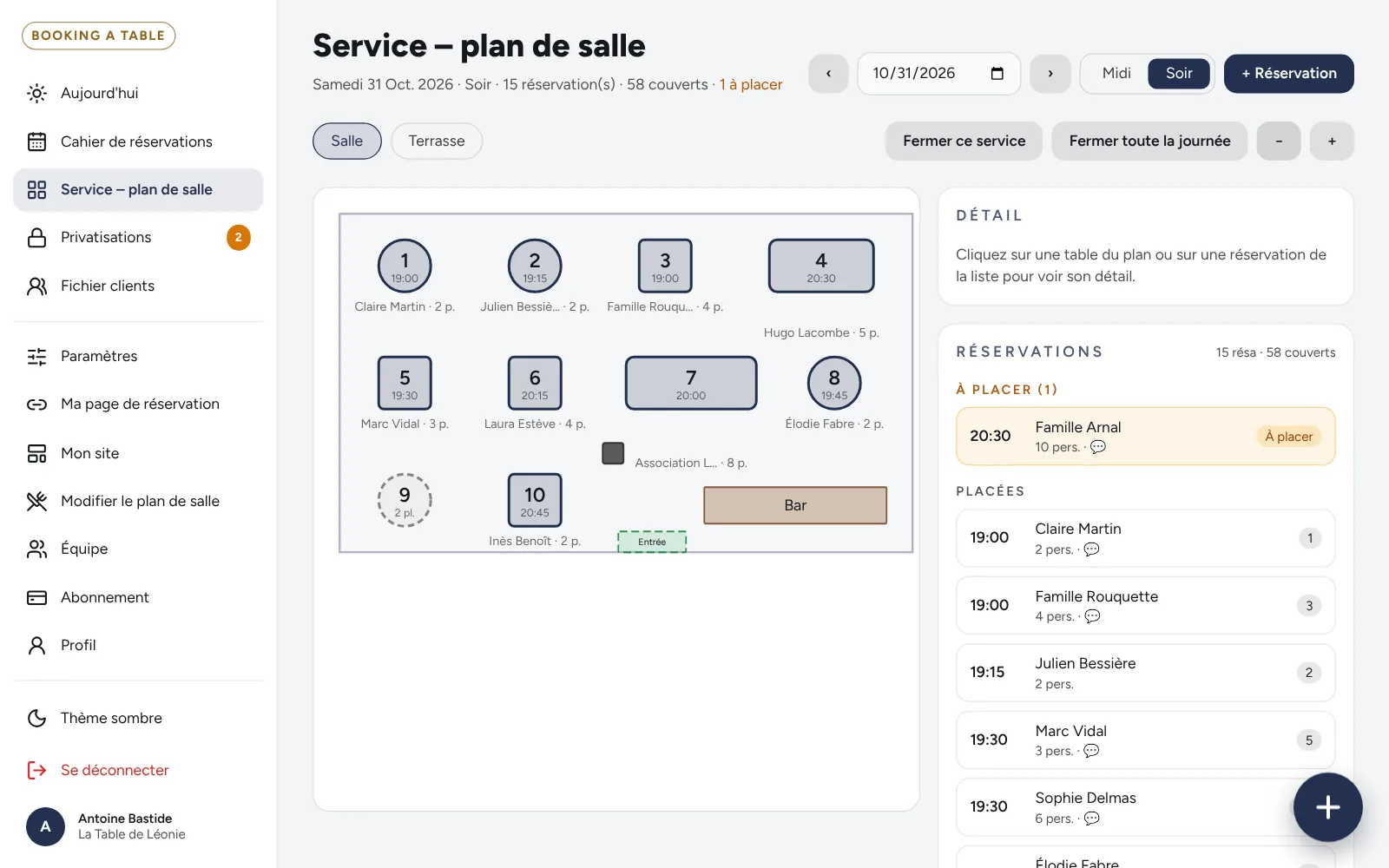 Vue du service : plan de la salle avec l'état de chaque table et la liste des réservations du soir