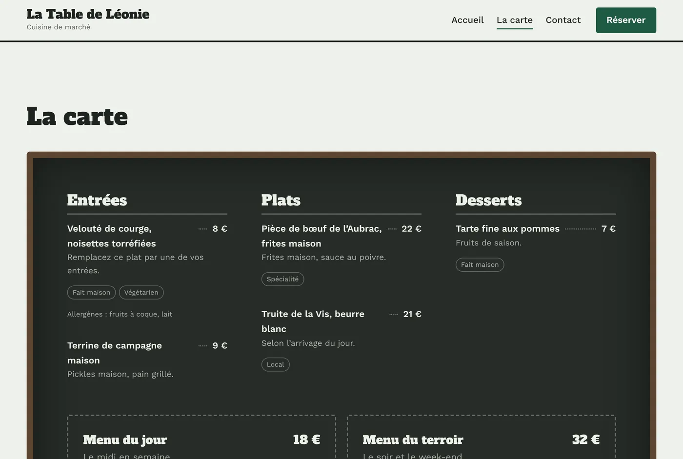 Page « La carte » du site d'un restaurant : entrées, plats et desserts avec leurs prix